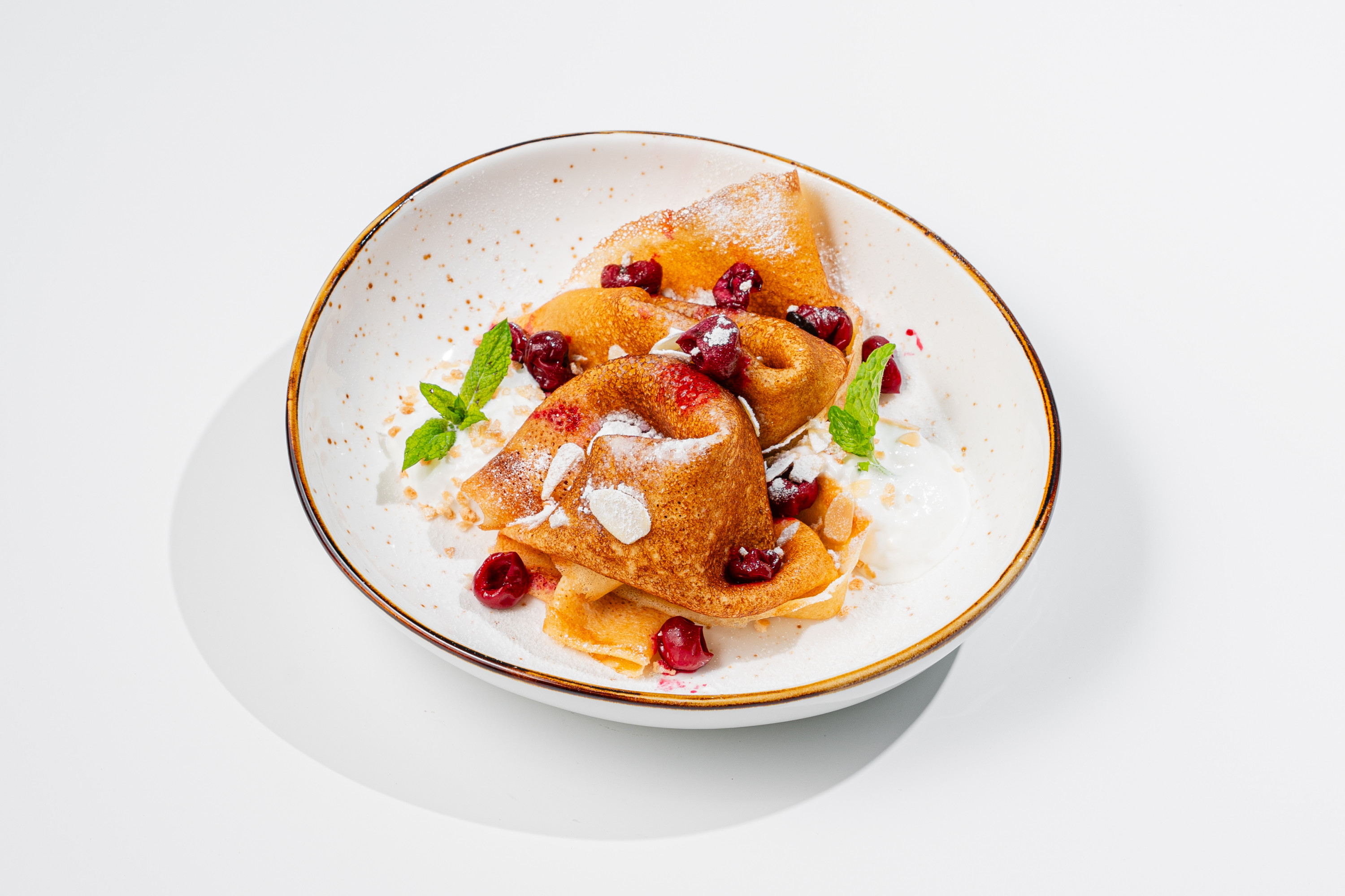 Блины с вишней