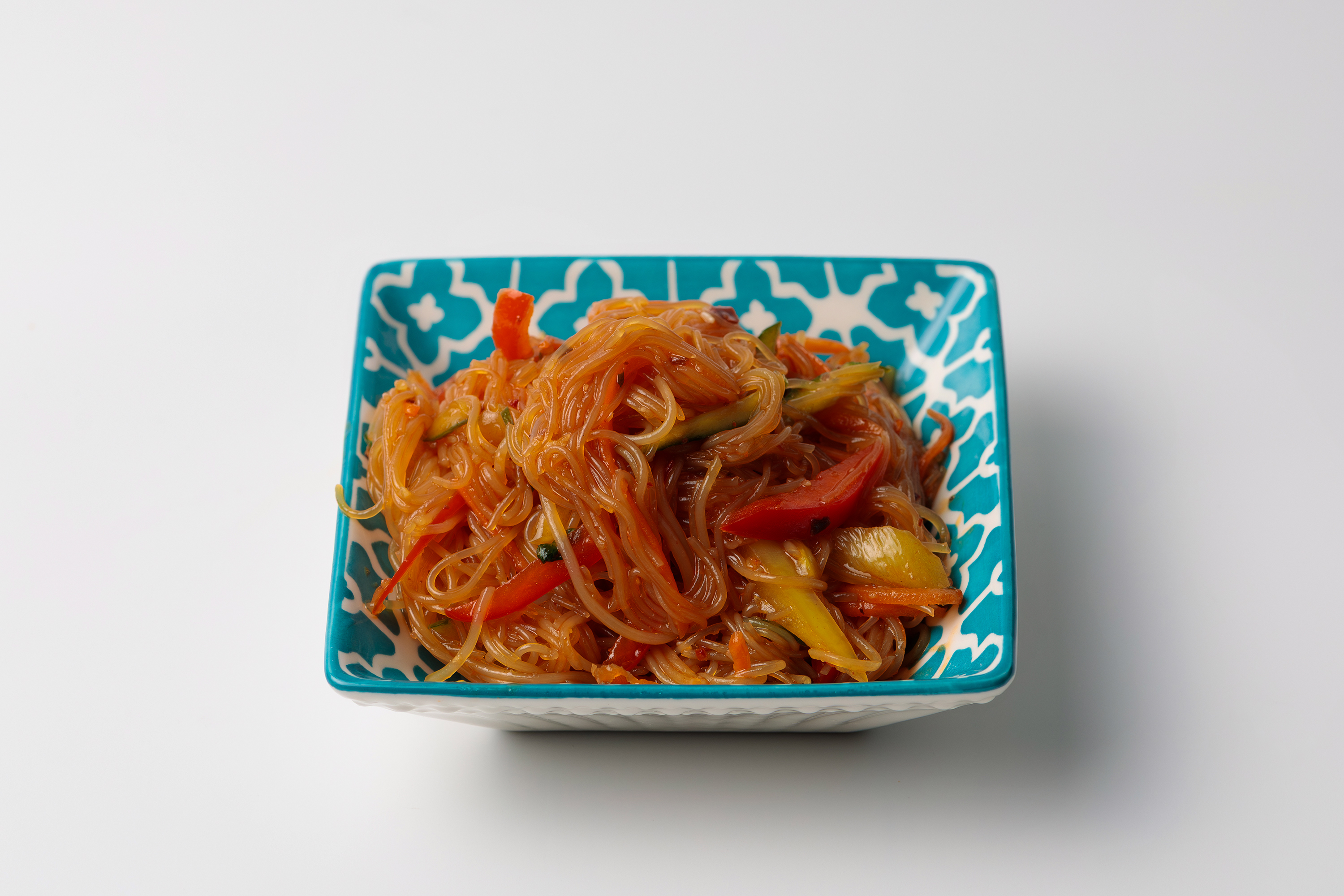 Салат из фунчозы