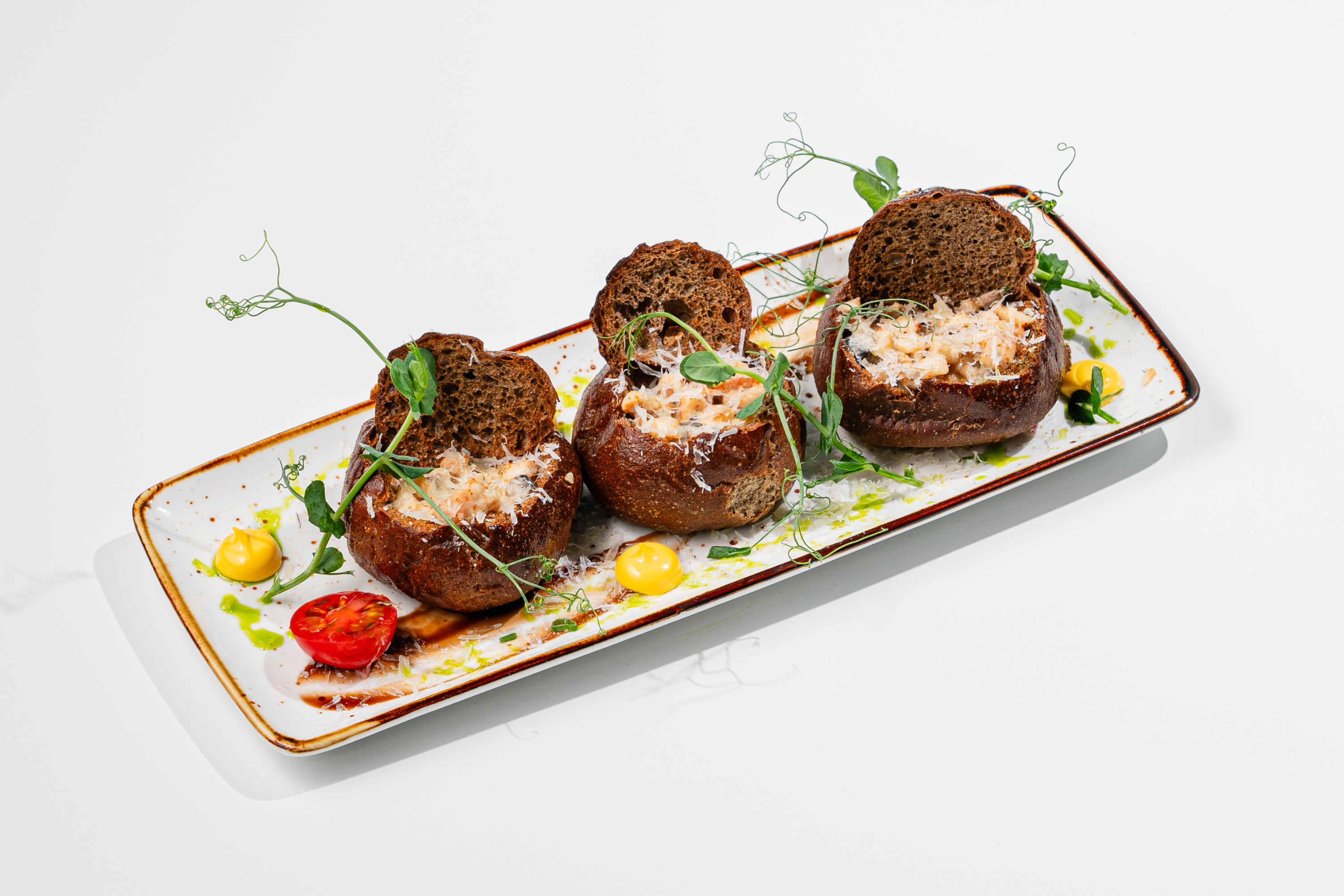 Тёплый жульен в авторской подаче