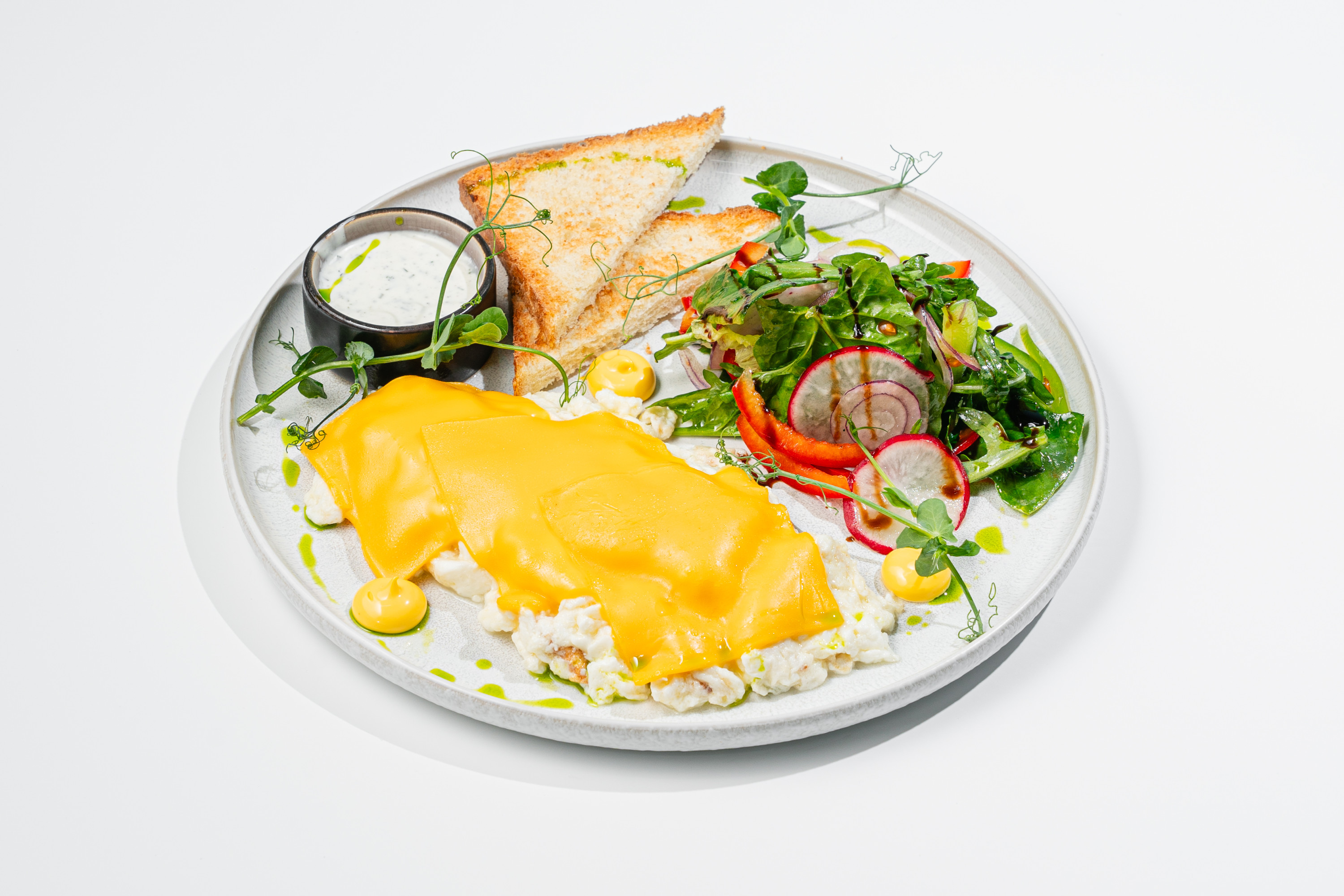 Белковый омлет с сыром Чеддер